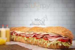 Mr. Submarine - Beverly food