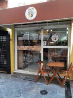 Flor Do Grao Cafe inside
