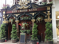 Cross Keys outside