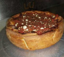 Manhattan Chicago Pizzeria food