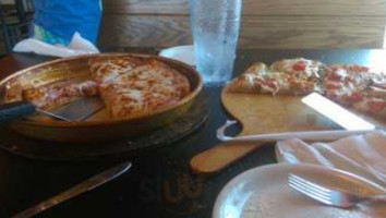 Pizza Hut food