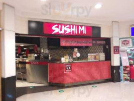 Sushi Mi inside