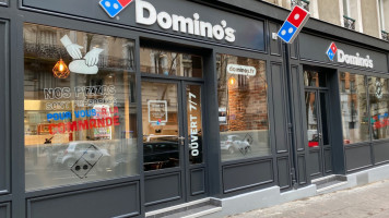 Domino's Pizza Guingamp outside
