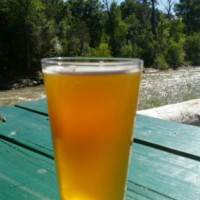 Riverfront Pizza And Suds outside