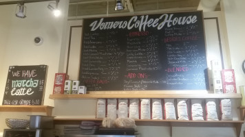 Vomero Coffee House inside