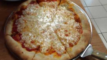 The Cove New York Style Pizzeria food