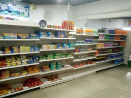 Sidi's Campus Mart food