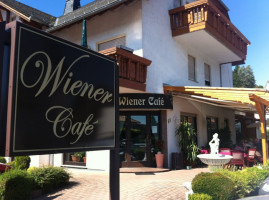 Wiener Café outside