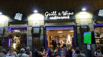 Grill E Wine food