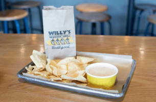 Willy's Mexican grill food