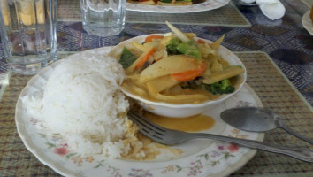 Sweet Basil Thai food