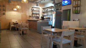 Cafe Okna inside