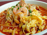 Kuching Laksa Senadin food