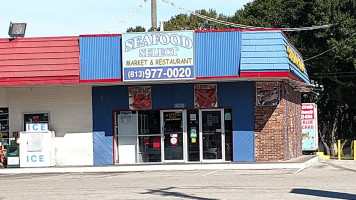 Seafood Select outside