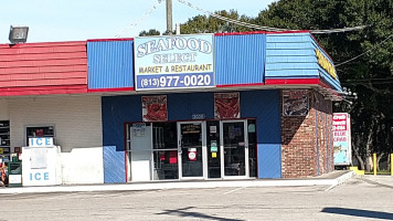 Seafood Select outside