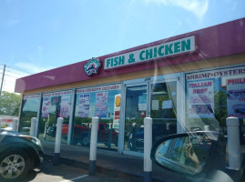 Sharks Fish and Chicken outside