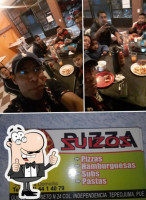 Suizoz Pizza food