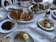 Oezal'in Yeri Lokantasi food