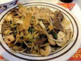 Ton's Mongolian Grill Bbq food