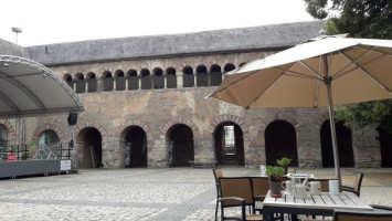 Brunnenhof Café & Bar inside