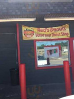 Red's Donut Shop food