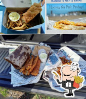 Manoll's Fish & Chips food