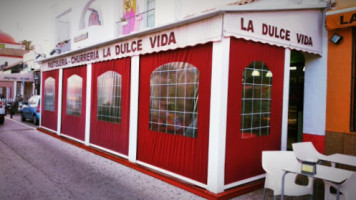 Cafeteria La Dulce Vida inside