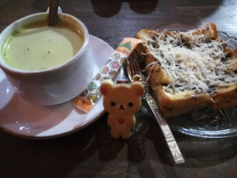 Bikeru Coffee House food