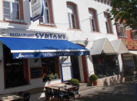 Vasileios Mavridis Restaurant Sirtaki inside