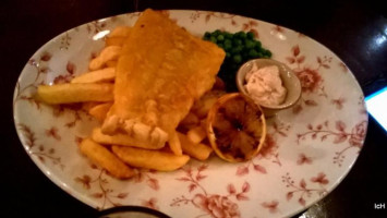The Crown & Anchor food