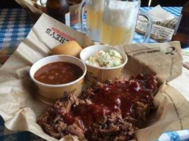 Dickey's Barbecue Pit food