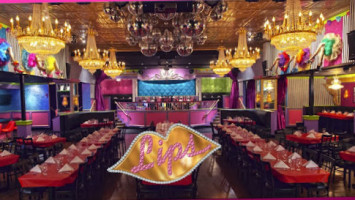 Lips Drag Queen Show Palace, Restaurant Bar inside