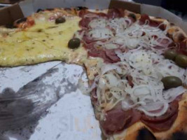 Pizzaria Via Venetto food