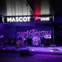 Mascot Live Stage inside