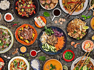 Fung Seafood Fēng Wèi Jiǔ Jiā food