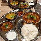 Makalu Kitchen food