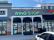 Wingstop outside