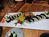 Maru Sushi inside