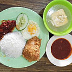 Warung Ahmad Nasi Lemak Sup Tauhu (bukit Pasir) food