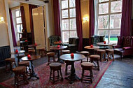 The Oxford Pub & Dining Room inside