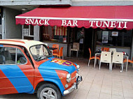 Bar Restaurante Tuneti inside