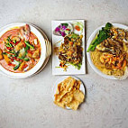 Feng Ji Chicken Rice food