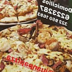 Juanpa Pizza Y Parrilla food