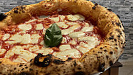 Pizzeria Da Tredici “la Diversamente Napoletana” food