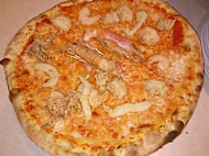 Il Buon Gusto Pizzeria food