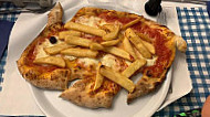 19.71 Pizzeria Burgeria food
