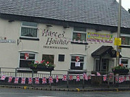 Hare And Hounds, Lowton outside