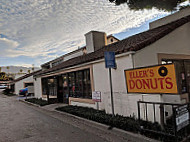 Eller's Donut House outside