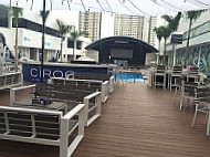 The Palace Pool Club outside