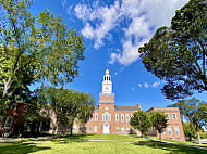 Baker-berry Library inside